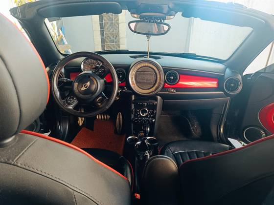 MINI JOHN COOPER WORKS 1.6 CABRIO 16V 211CV GASOLINA 2P AUTOMÁTICO MINI JOHN COOPER WORKS 1.6 CABRIO 16V 211CV GASOLINA 2P AUTOMÁTICO
